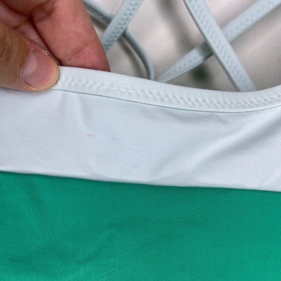 ATHLETA Green Cross Strap Chroma Bikini Top Size Small - Picture 11 of 14